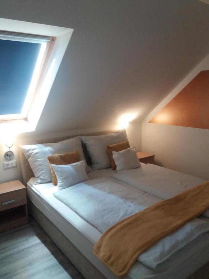 Eva Apartman Hévíz Exteriér fotografie